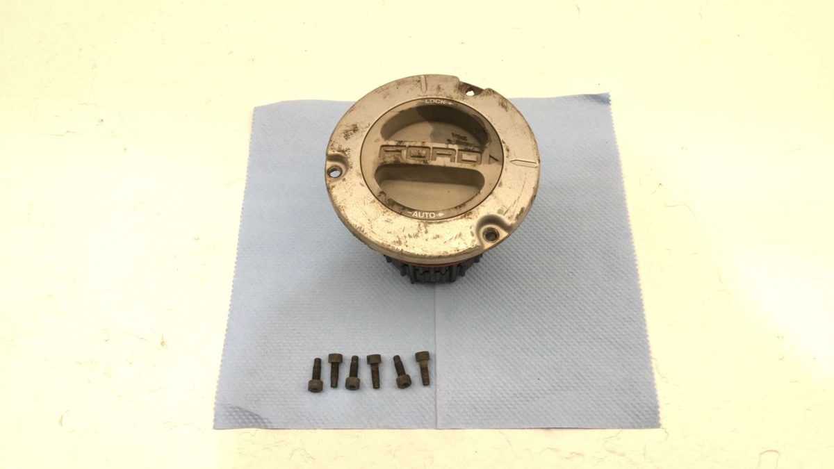 2013-2016 Ford F250 Super Duty Front 4X4 Auto Locking Hub Oem Dc3Z1104A