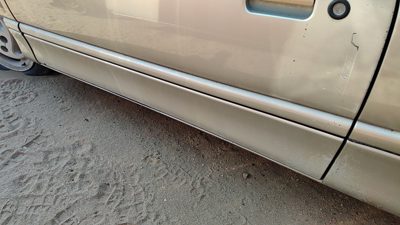 1993 Saturn Sc2 Coupe Driver Left Front Moulding From Door Oem Trim Strip Gold
