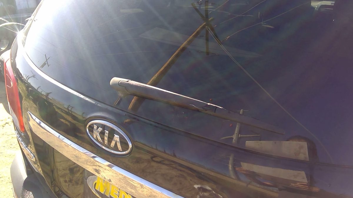 2011-2012 Kia Sorento Back Glass Wiper Arm Oem Rear Window Blade Liftgate Hatch