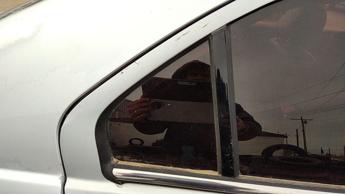 06-12 Ford Fusion Passenger Right Rear Vent Window Back Door Glass With Frame