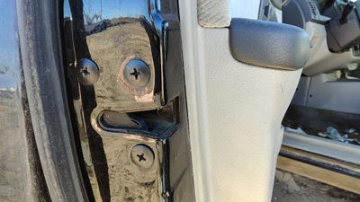 2004-2009 Kia Spectra Driver Left Front Door Latch With Rods/cables Oem 4 Door