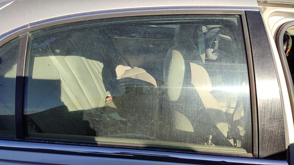 1998-2011 Lincoln Town Car Passenger Right Rear Side Window Door Glass Oem Back