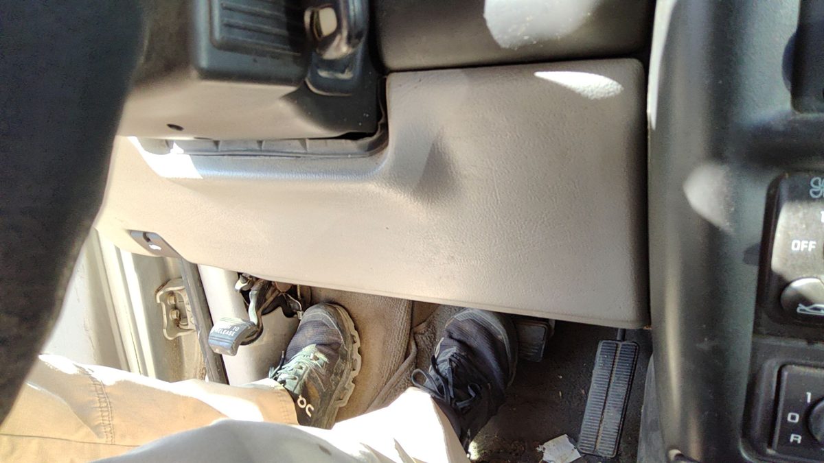 2000 Chevy Venture Lower Dash Under Column Knee Bolster Trim Panel Oem Gray
