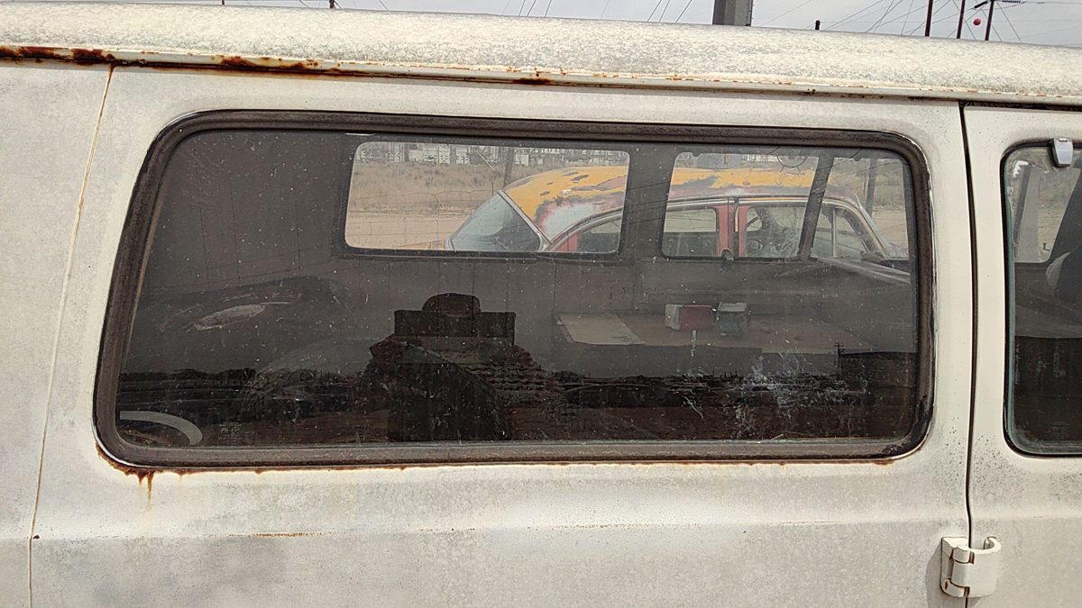 1971-1977 Dodge Van B200 Passenger Right Rear Quarter Glass Back Side Window Oem