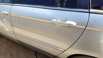 2007 Chrysler Pacifica Rear Door