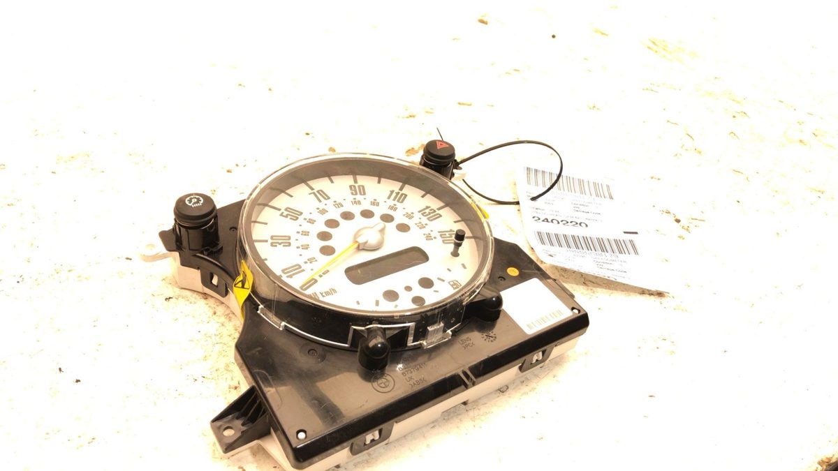 2002-2008 Mini Cooper Speedometer Cluster Gauges Head Oem 6211-6924913