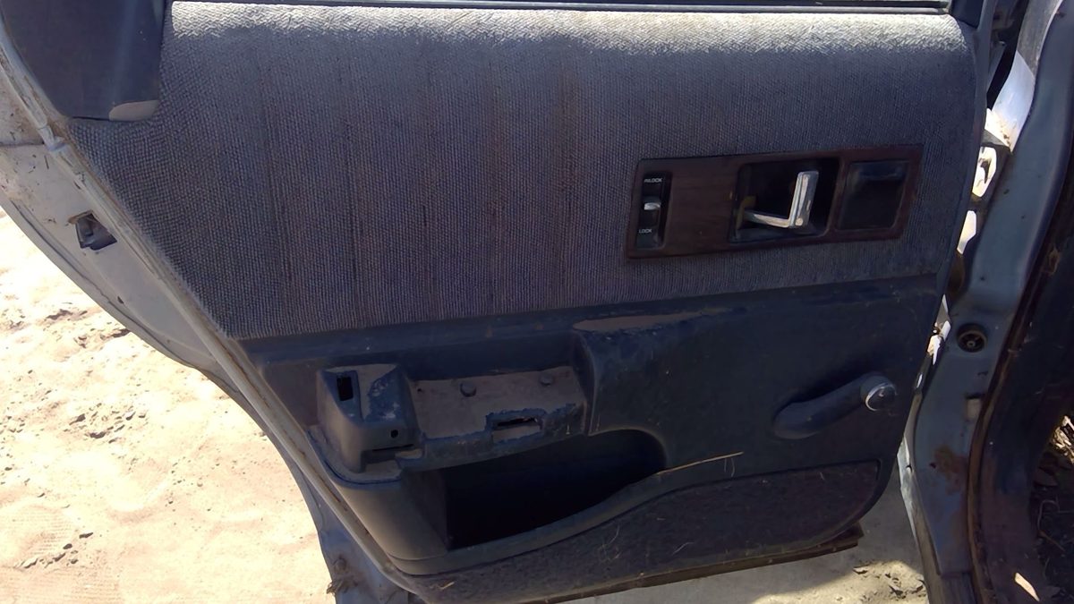 91-96 Chevy Caprice Driver Left Rear Inside Door Trim Panel Only Oem Back Blue