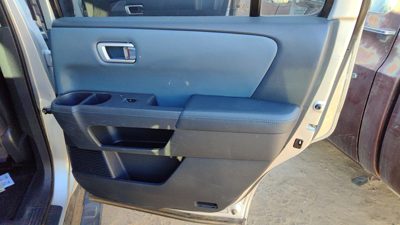 2009 Pilot Passenger Right Rear Door Trim Panel With Switches Back Gray/Blue Gr