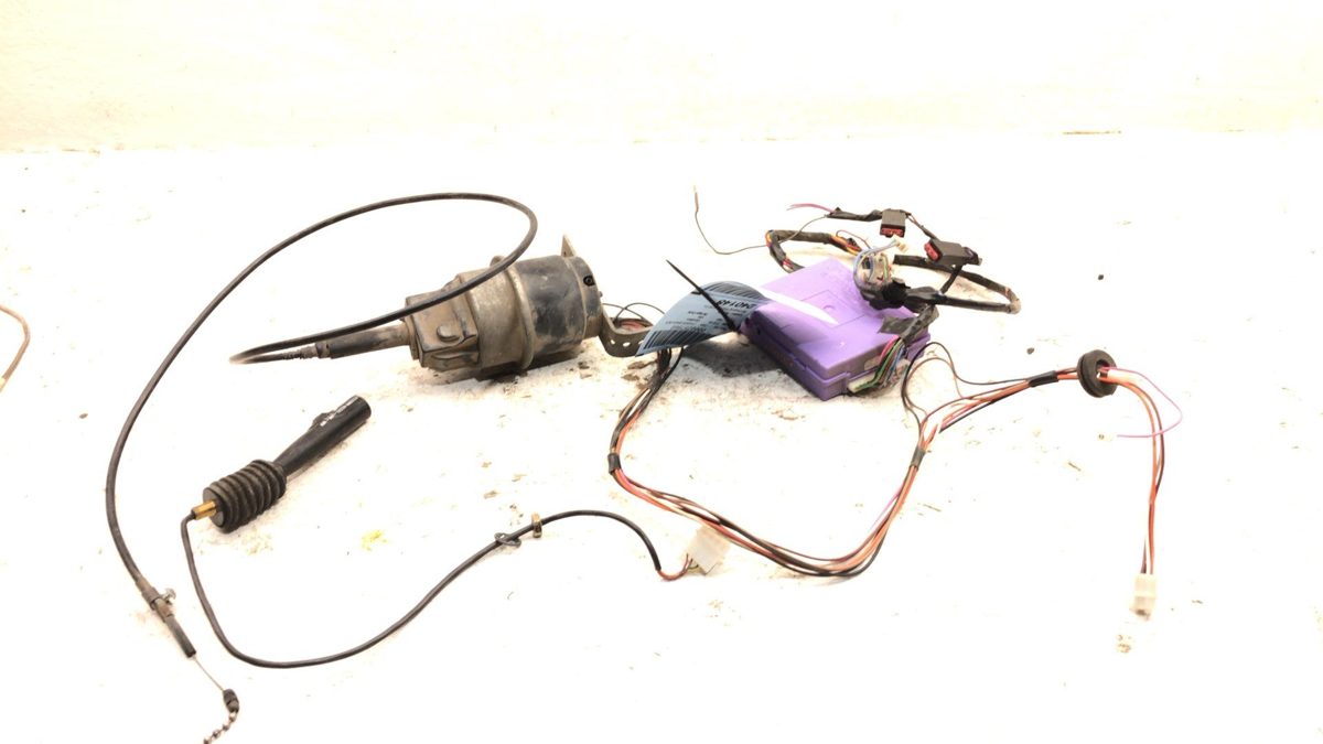 1992-2000 Ford Van E150 Cruise Control Servo Assembly Module With Cable Oem 5.0L
