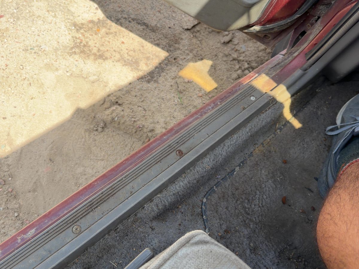 1987 Nissan Maxima Kick Panel