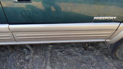 2000-2002 Honda Passport Passenger Right Front Moulding From Door Oem Trim Strip