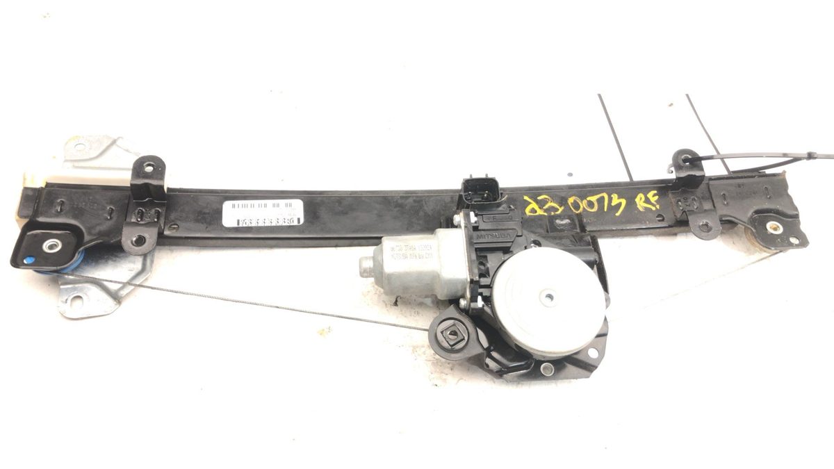 13-18 Altima Passenger Right Front Power Window Regulator With Motor Electric