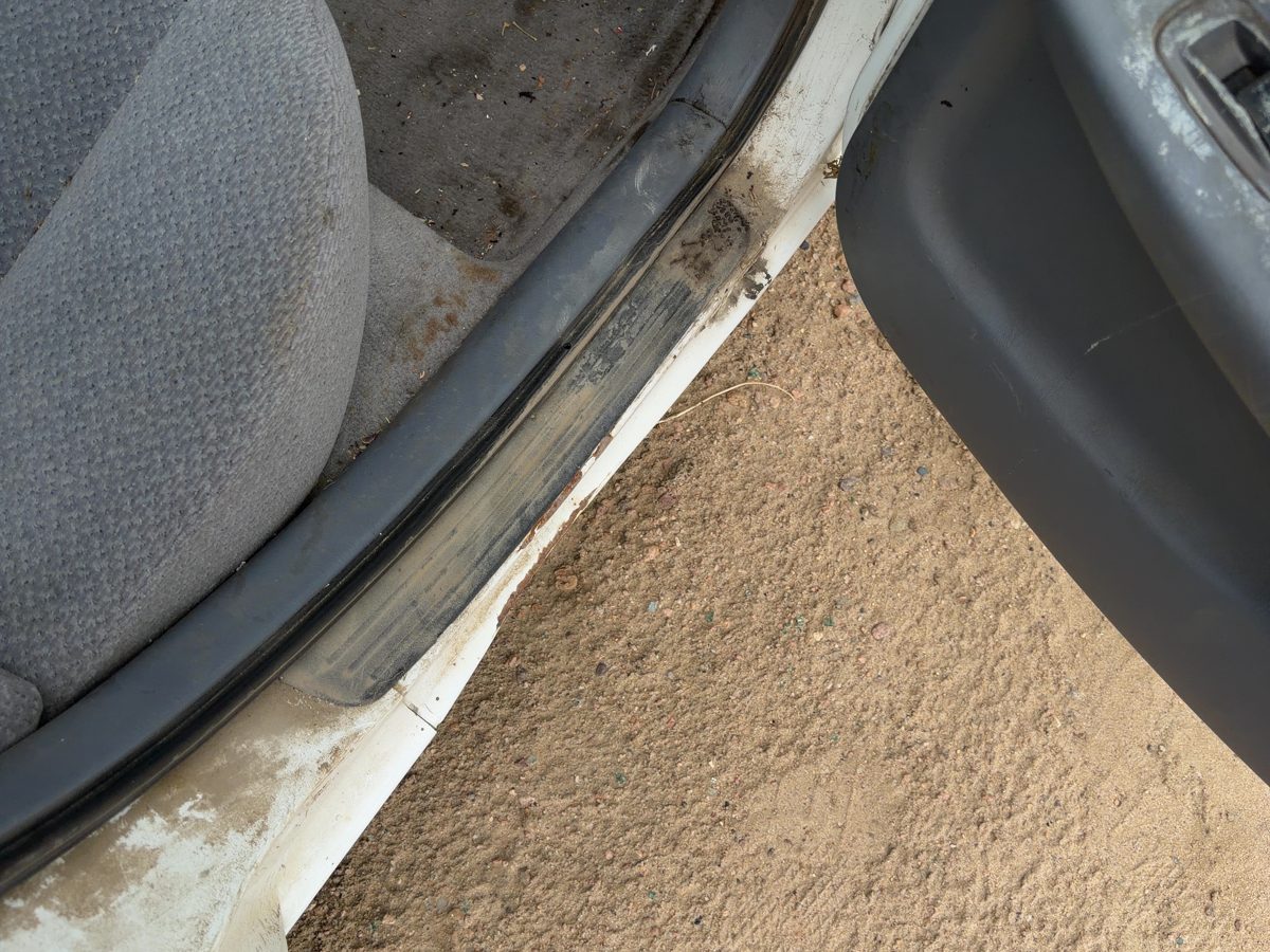 2000 Toyota Camry Sill Plate