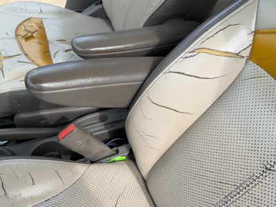 2002 Chrysler Pt Cruiser Armrest