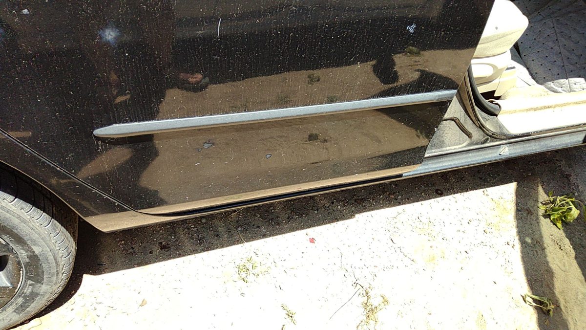 04-09 Mazda 3 Passenger Right Rear Moulding From Door Back Trim Strip Black 16W