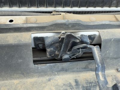 1999-2007 Ford F350 Hood Latch Assembly With Bracket Oem 6C3Z16138Aa