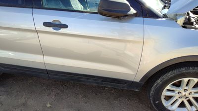 2016 Ford Explorer Front Door