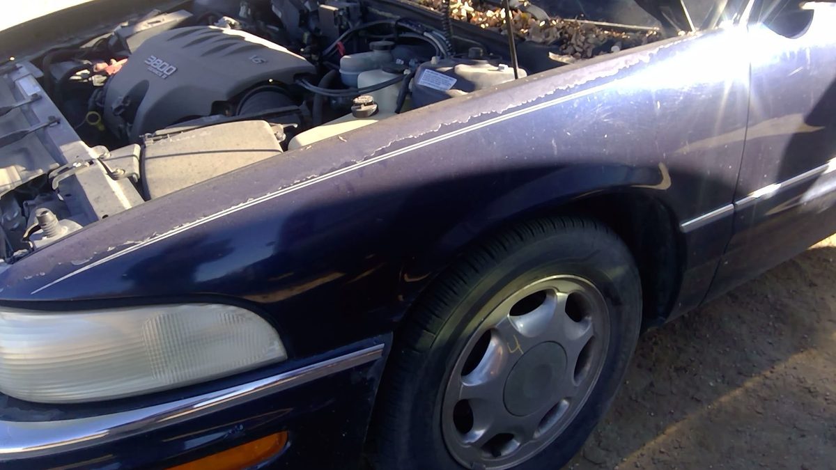 1999 Buick Park Ave Fender