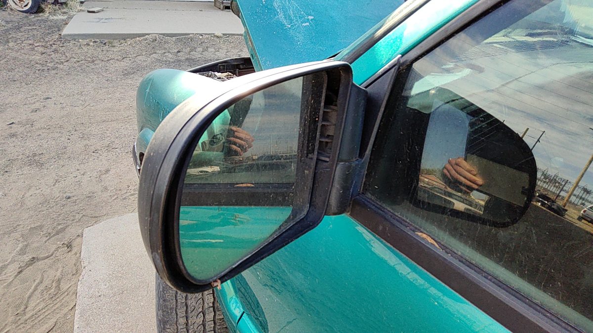 1995-1997 S10 Blazer Driver Left Side Mirror Door Mounted Oem Power 17801665