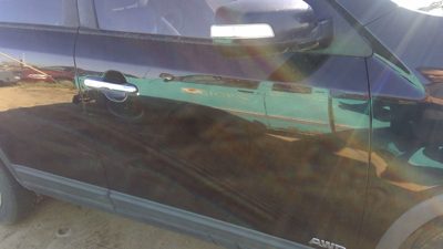 2011 Kia Sorento Front Door