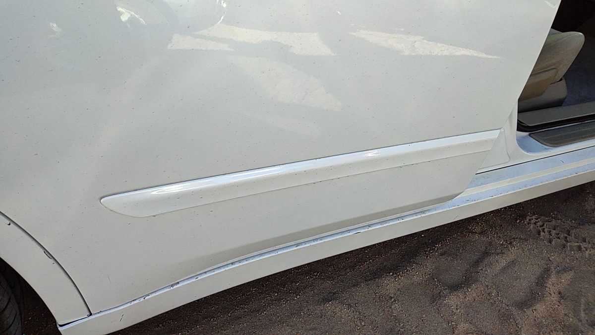 07-12 Altima Passenger Right Rear Moulding From Door Back Trim Strip White Qx3