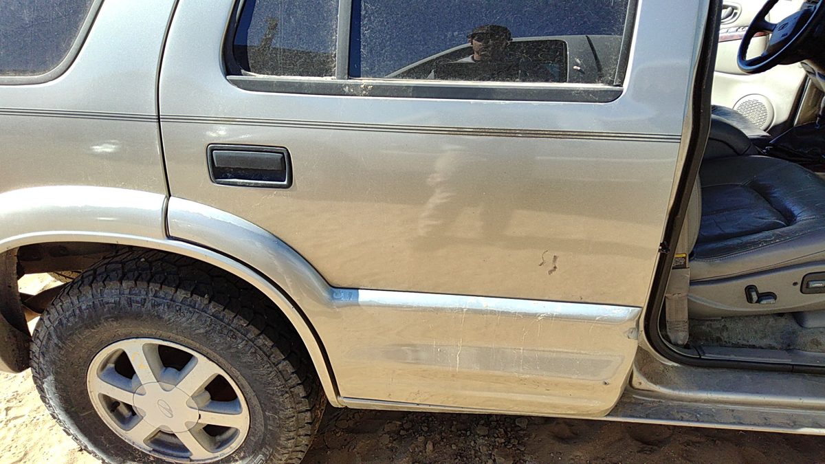 2000 Olds Bravada Rear Door