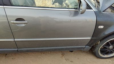 2002 Vw Passat Front Door