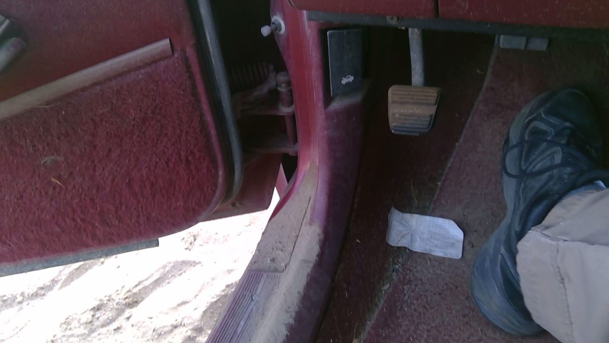 1990 Olds Eighty Eight Driver Left Lower Kick Trim Panel Oem Red