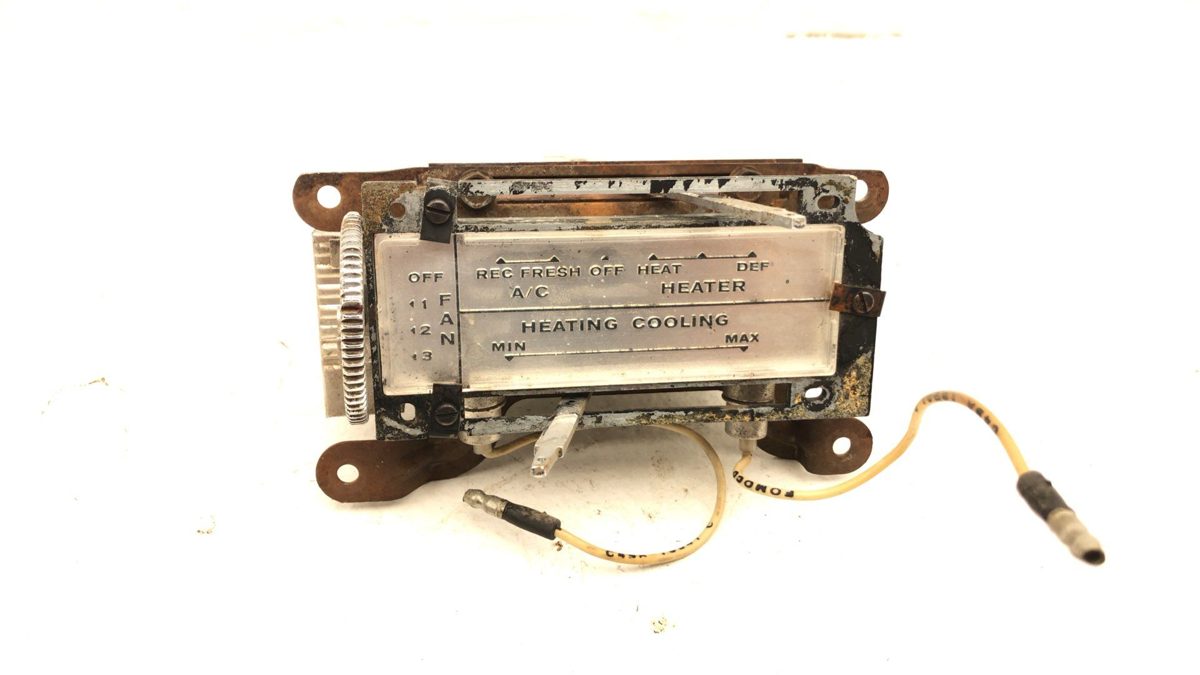 1964-1966 Ford Thunderbird Temperature Control Head Unit Oem With Ac Dash