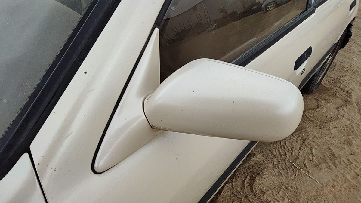 1991-1996 Infinity G20 Driver Left Power Side Mirror Door Mounted Oem White