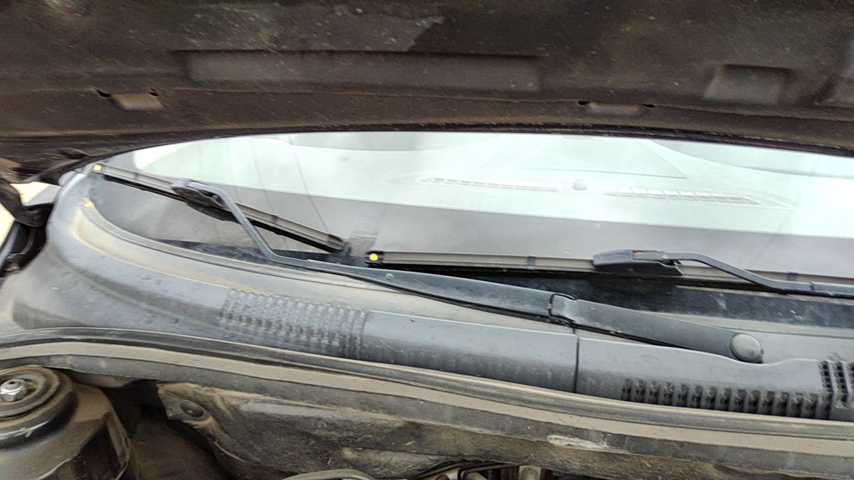 2011 Chevy Cruze Wiper Arm