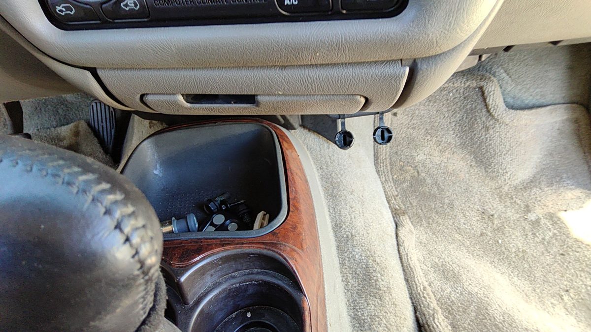 2000-2001 Olds Bravada Ash Tray Assembly Oem Slide Out Dash Pewter 922 15744357