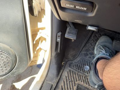 2000-2001 Chevy S10 Blazer Driver Left Lower Kick Trim Panel Graphite 12H
