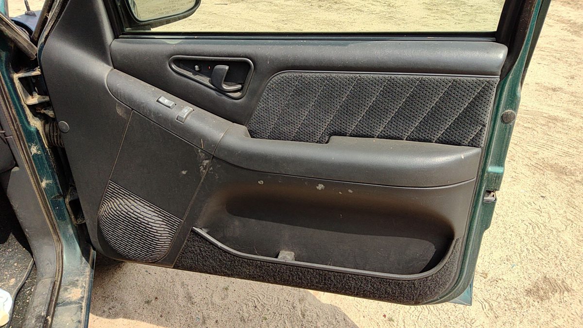 1995-1997 S10 Blazer Passenger Right Front Door Trim Panel With Switches Gray