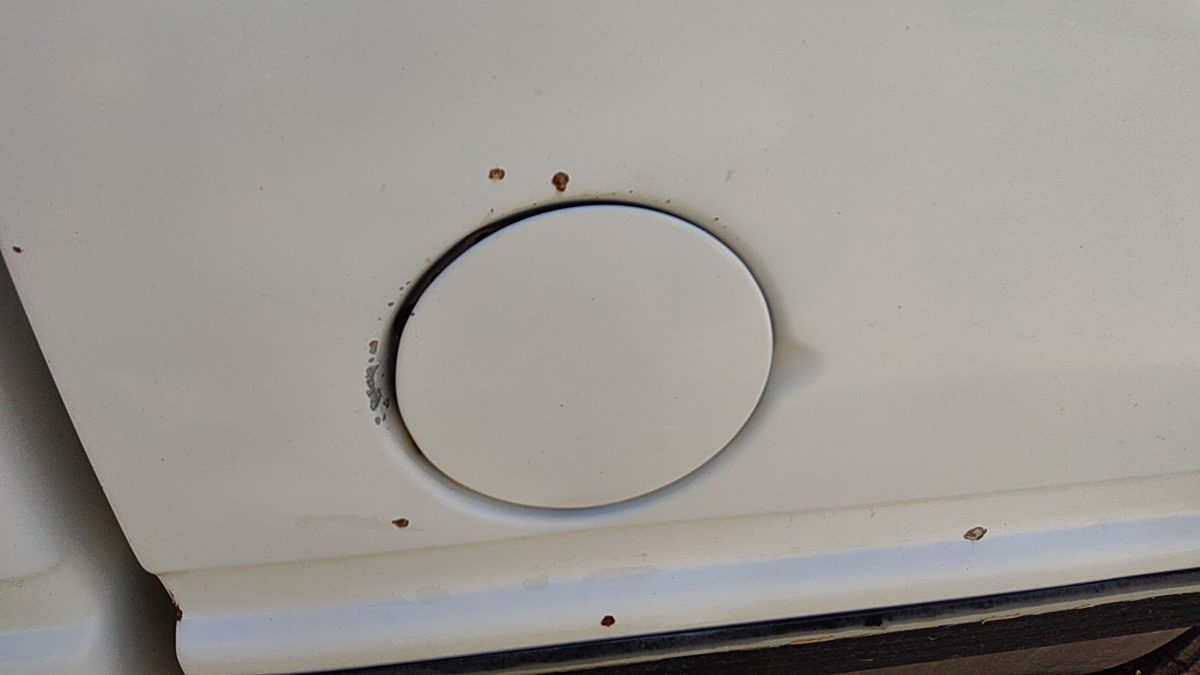 95-99 Chevy Silverado 1500 Fuel Tank Door With Hinge Gas Lid Oem Filler White