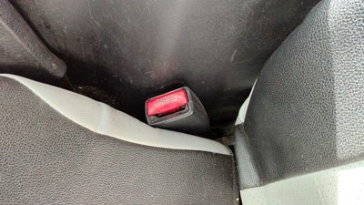 2000-2005 Mitsubishi Eclipse Driver Left Front Seat Belt Buckle Receiver Black