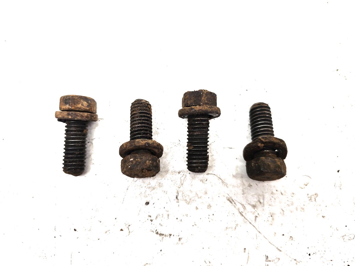 1968-1976 Chevy C10 Set Of Bolts For Power Steering Gear Box Oem Hardware 4X2