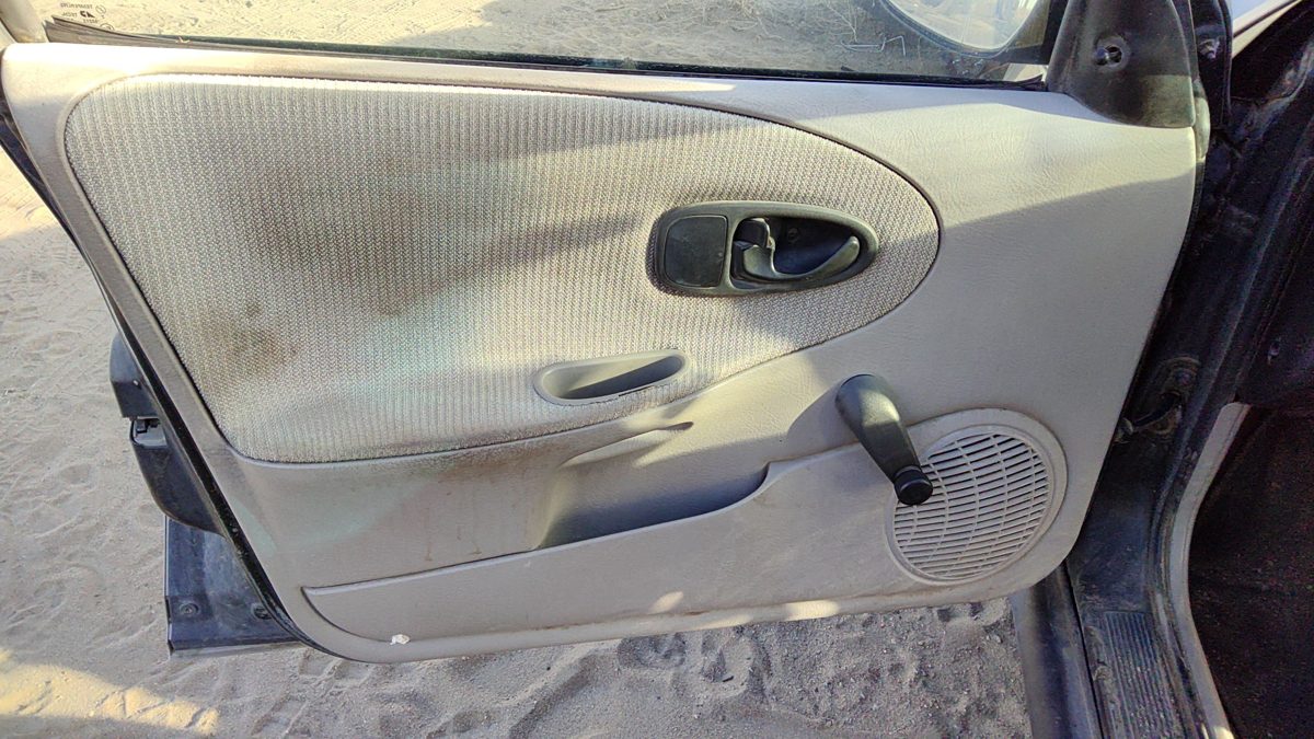 1996-1998 Saturn Sl1 Driver Left Front Door Trim Panel Manual Windows Gray