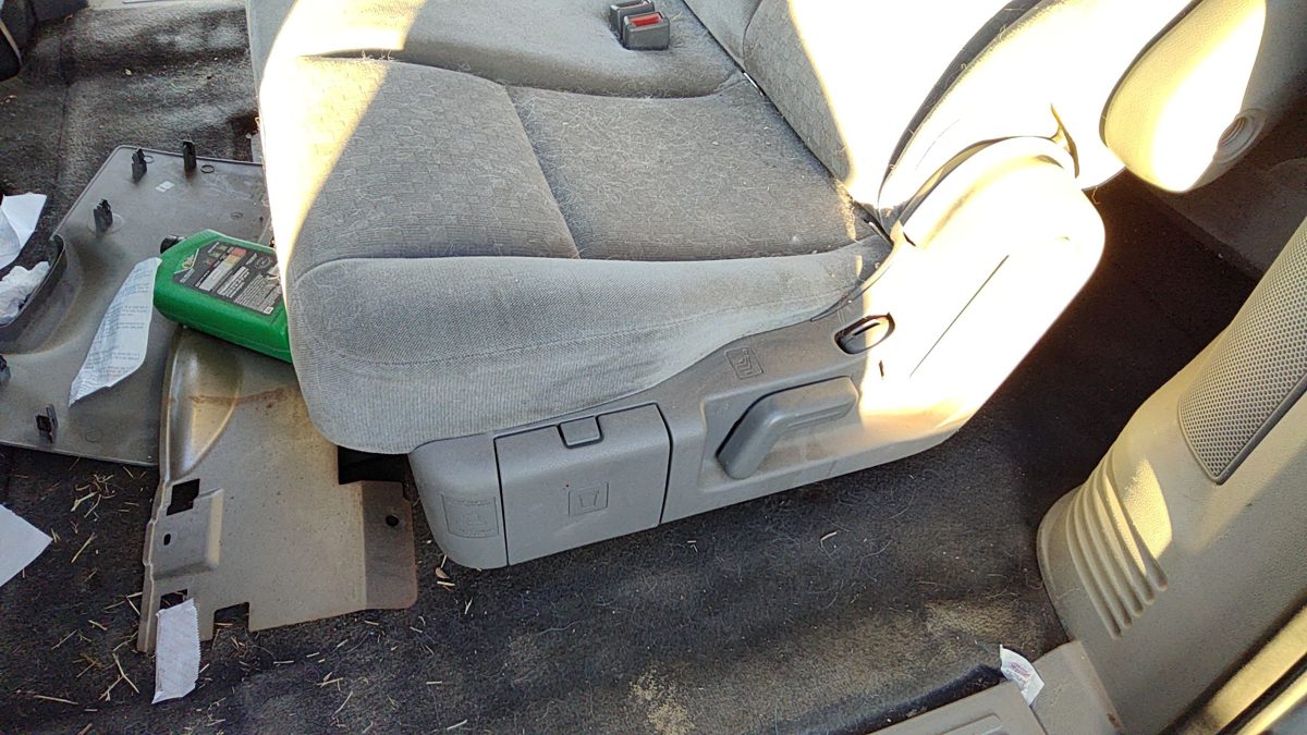 2007 Ford Freestar Driver Left Side Seat Trim Panel Oem Gray