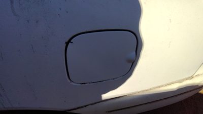 1997-2005 Buick Century Fuel Tank Door With Hinge Gas Lid Oem Filler White