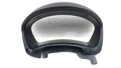 2006-2007 Hyundai Tucson Trim Bezel Around Speedometer Oem Dash Surround Panel