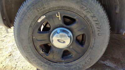 2005 Ford Explorer Wheel