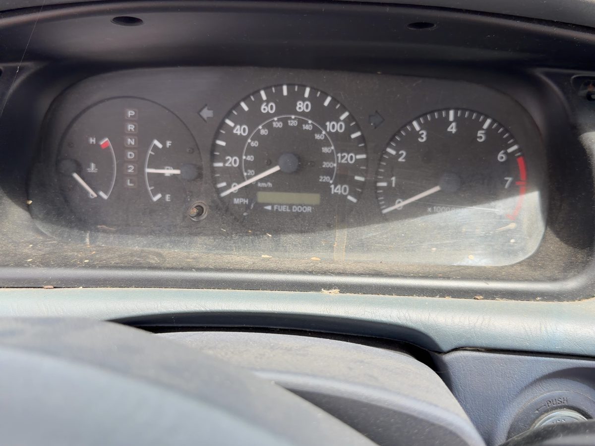 2000 Toyota Camry Speedometer
