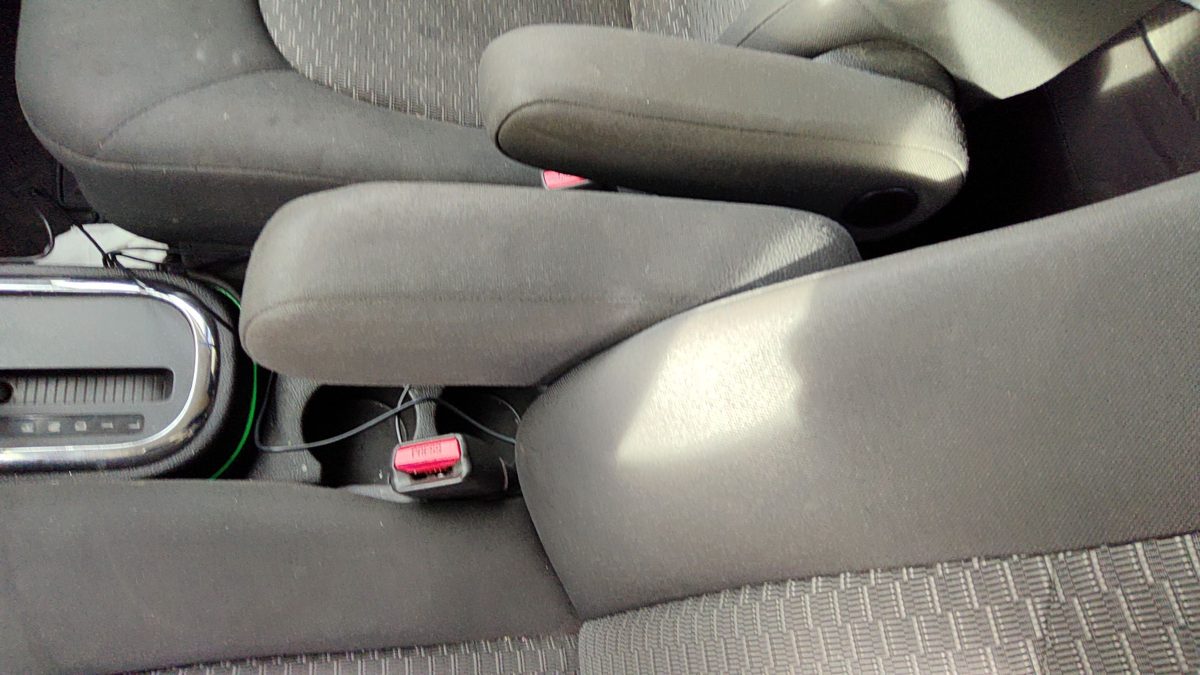2007-2011 Chevy Hhr Driver Left Front Arm Rest Side Seat Oem 15935210