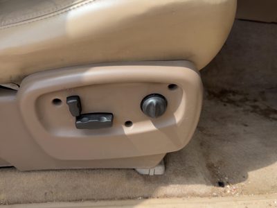 04 Rainier Passenger Right Side Power Seat Switch With Trim Panel Oem Tan 332