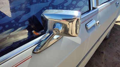 81-91 Grand Marquis Driver Left Front Side Mirror Chrome With Control Cable Gray