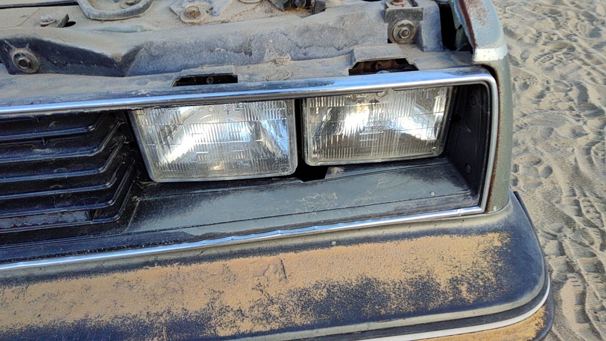 1985-1986 Pontiac 6000 Driver Left Head Light Oem Front Lamp Pair Set 16500660