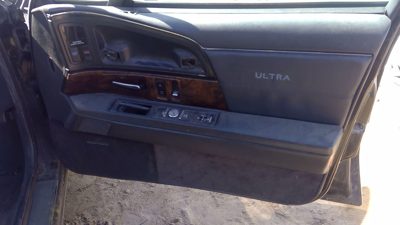 92-96 Buick Park Ave Passenger Right Front Inside Door Trim Panel Only Oem Gray