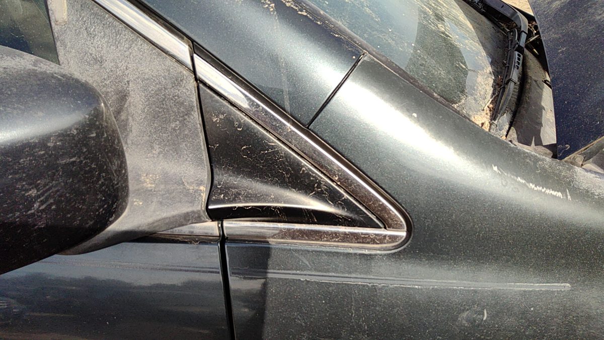 2006 Honda Odyssey Passenger Right Moulding From Fender Oem Trim Strip Blue
