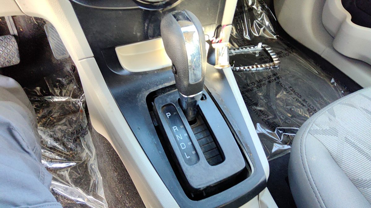 11-12 Ford Fiesta Floor Shifter Lever Assembly Shift Unit Automatic Transmission